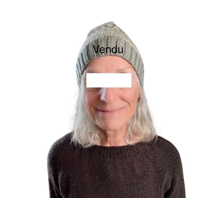 Bonnet nordique vert amande et beige